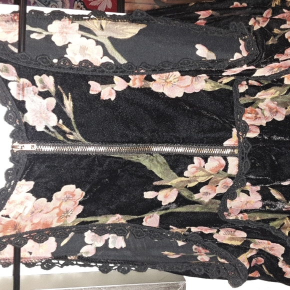 Gorgeous cherry blossom burno out velvet boho womens top size M 😍🌸😁 - Picture 5 of 6